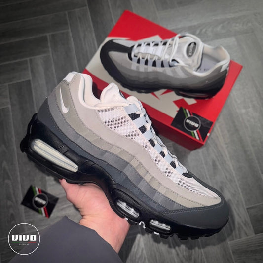 Nike Air Max 95's - Blue Tint