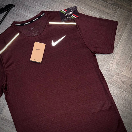 Nike 1.0 Miler - Maroon