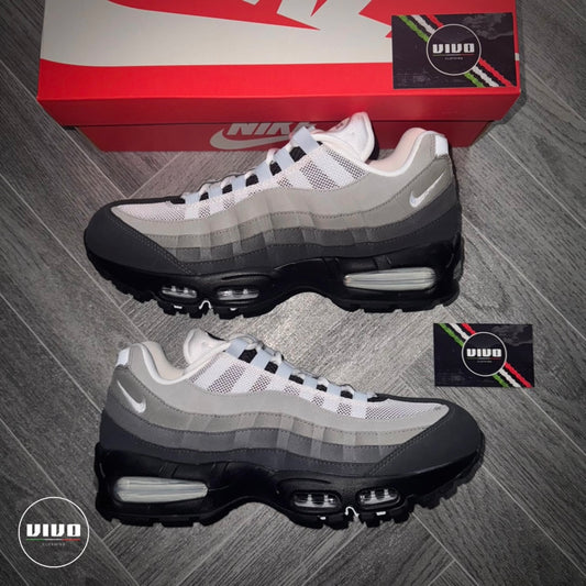 Nike Air Max 95's - Blue Tint