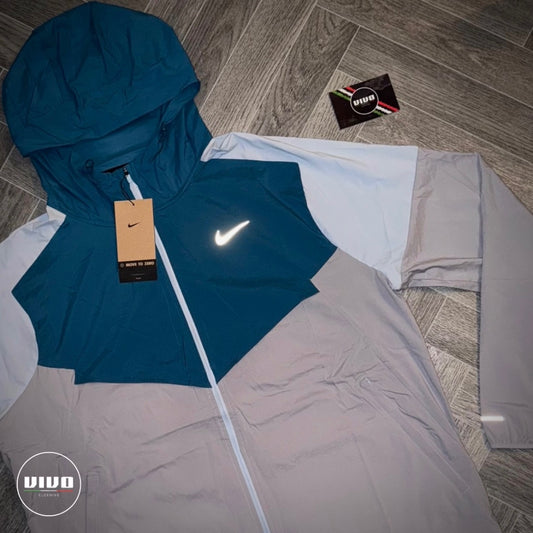 Nike Impossibly Light Windrunner - Green Abyss/Light Iron Ore