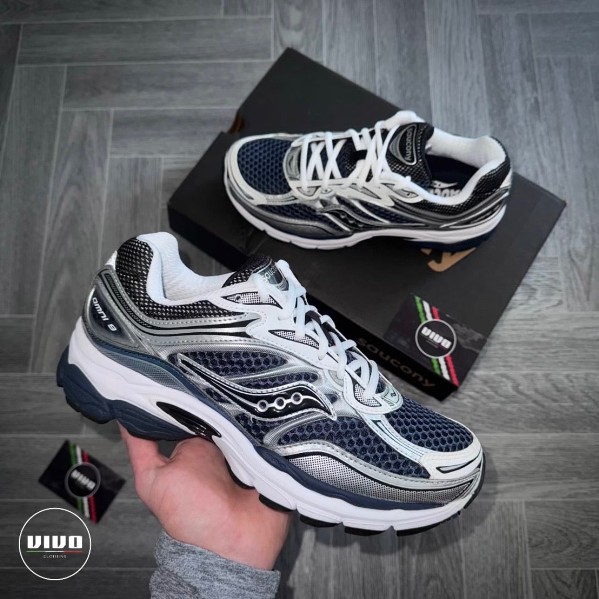 Deep Navy Saucony ProGrid Omni 9