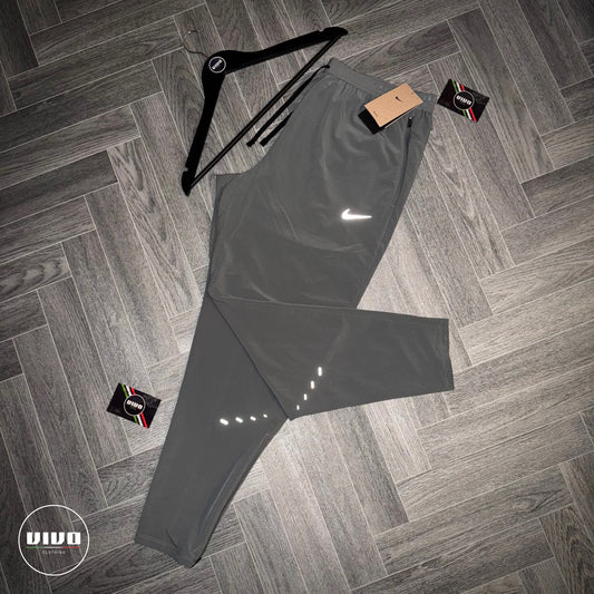 Nike Stride Pants - Grey