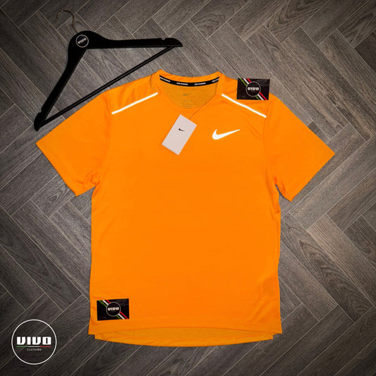 Nike 1.0 Miler - Laser Orange