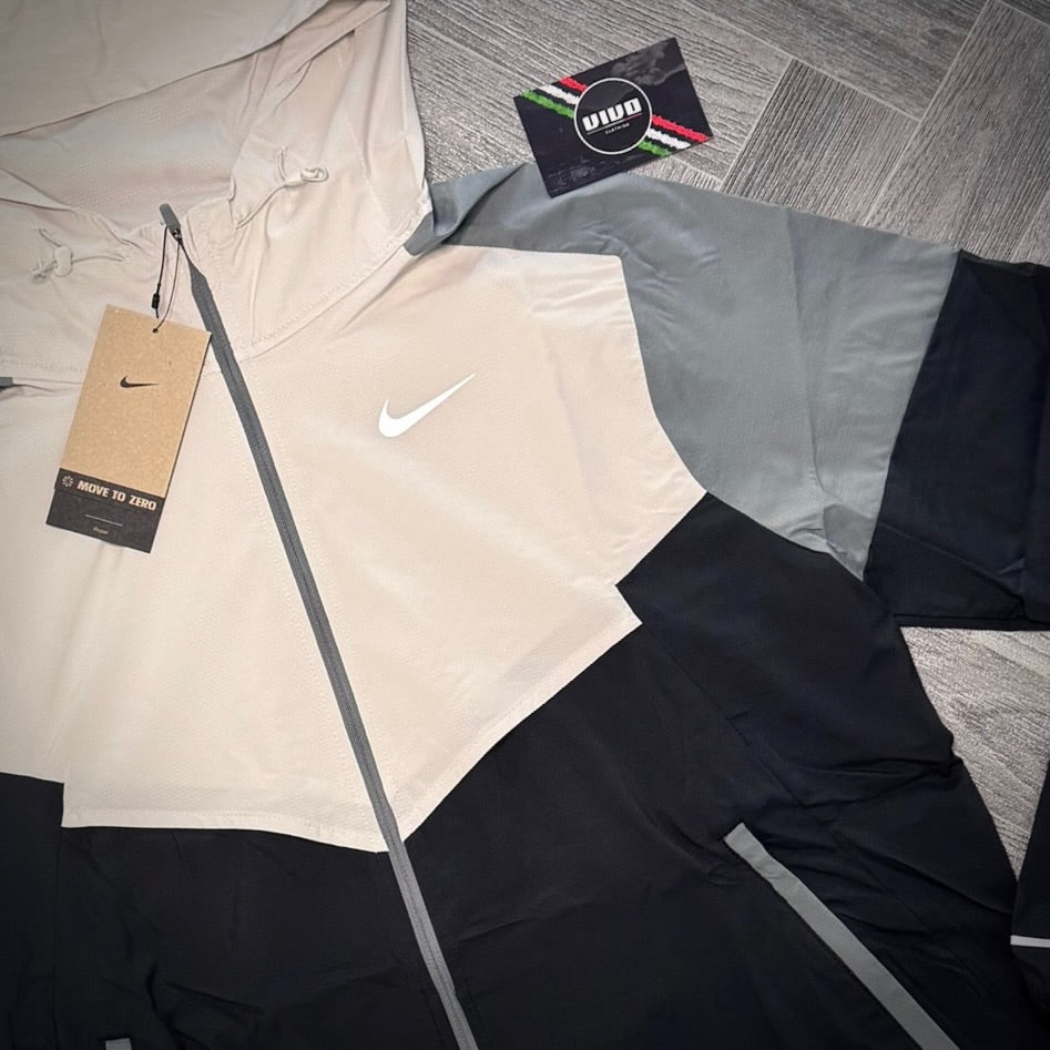 Light Bone Nike Impossibly Light Windrunner