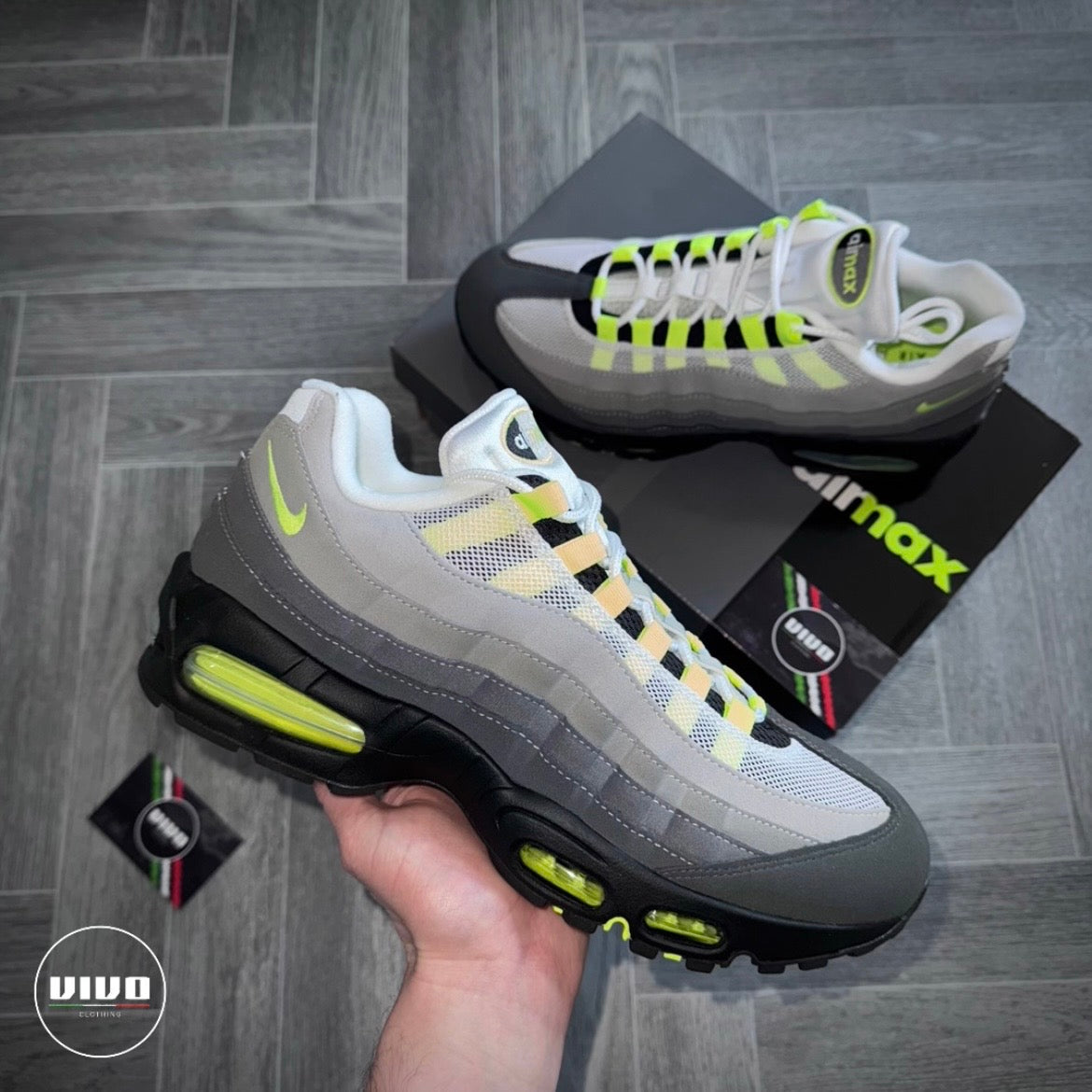 Neon Nike Air Max 95