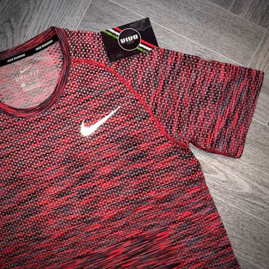 Nike 1.0 Tech Knit - Crimson Red