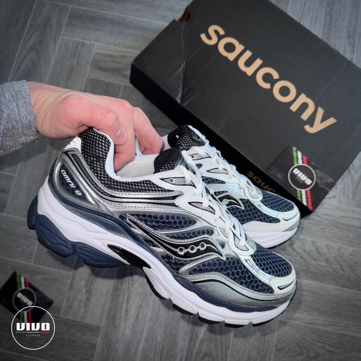 Deep Navy Saucony ProGrid Omni 9