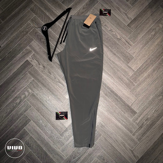 Nike Stride Pants - Grey