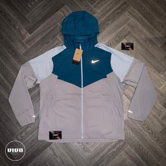 Nike Impossibly Light Windrunner - Green Abyss/Light Iron Ore